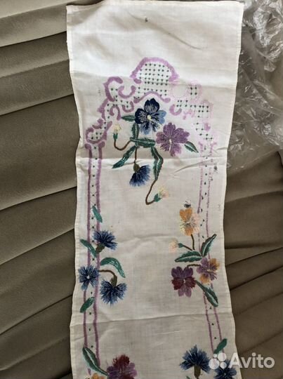 Салфетки,скатерти, наволочки,подзорыи многое друго