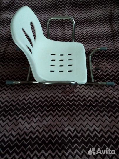 Сиденье в ванну