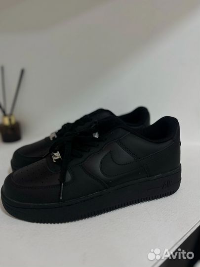 Кроссовки nike женские