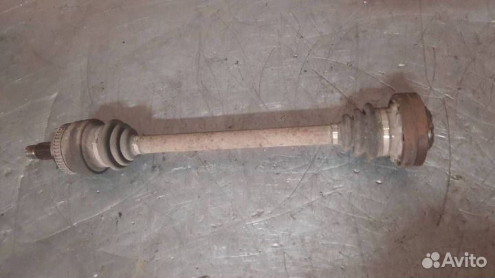 Полуось задняя левая BMW 3 E90/E91/E92/E93 E90