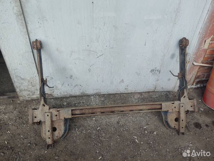 Задняя балка Рено Трафик, Опель Виваро