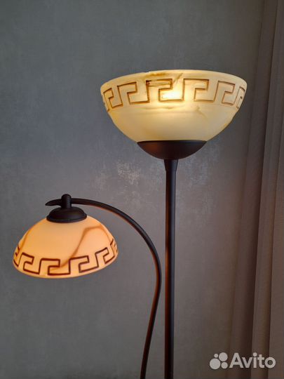 Торшер напольный