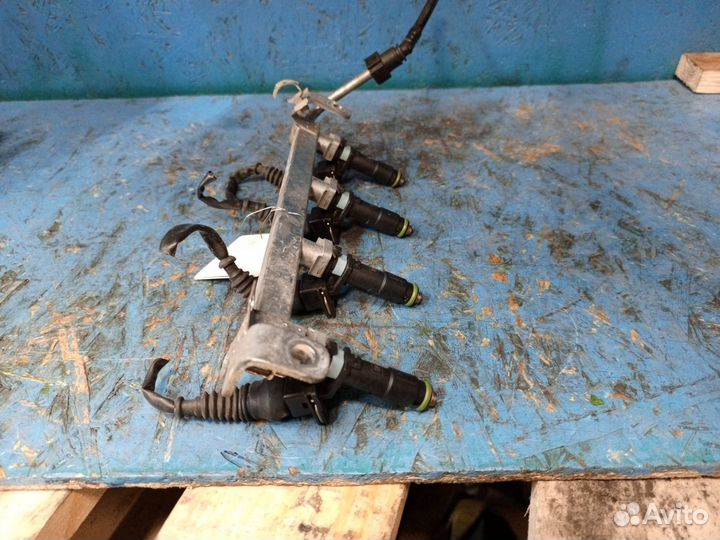 Топливная рампа Chevrolet Aveo T250 рест