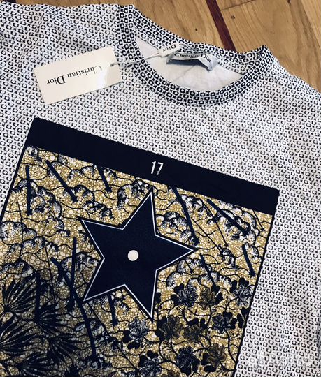 Футболка Dior