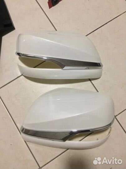 LX570 / LX450d Корпуса зеркал TRD Superior E5QG7