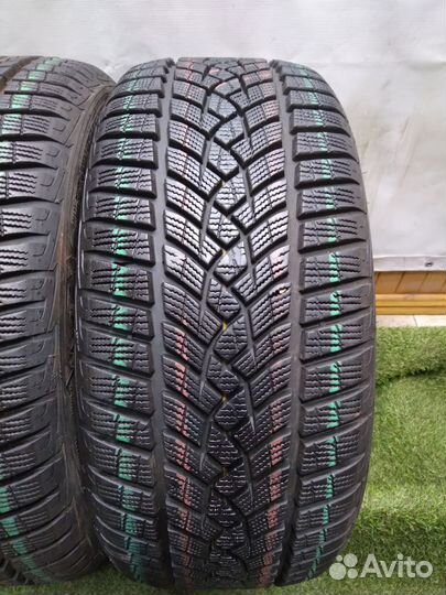 Goodyear UltraGrip Performance+ 225/45 R17 91H