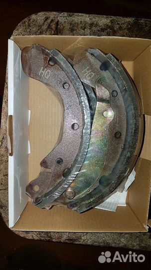 Колодки задние,новые на шевроле ланос