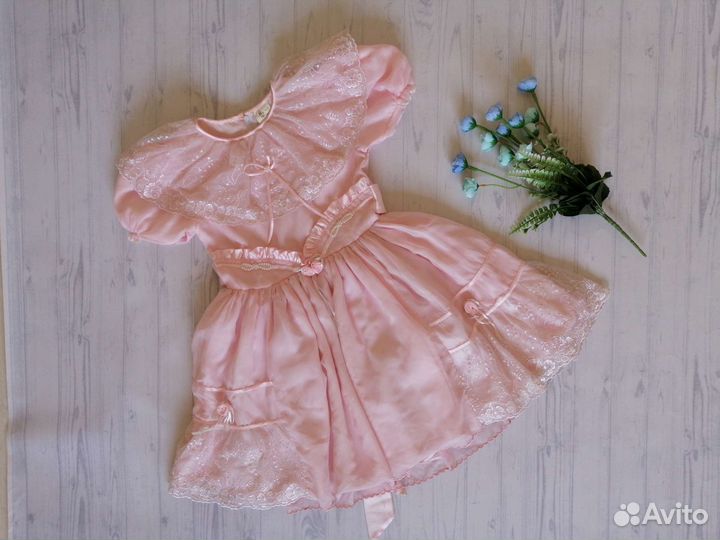 Платье для девочки на 5-6 лет, нарядное, розовое