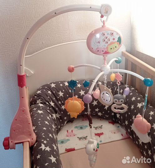 Мобиль музыкальный в кроватку