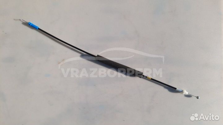 Трос открывания двери Toyota RAV 4