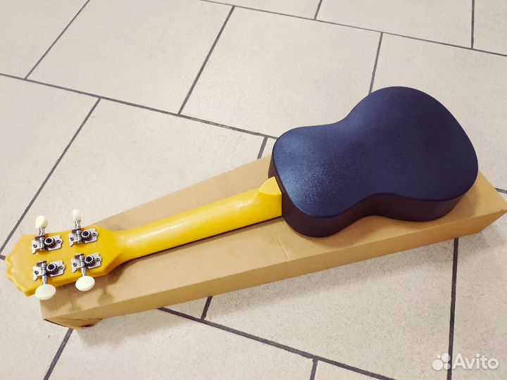 Укулеле сопрано + самоучитель