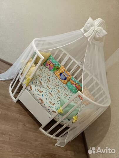 Продам кроватку круглую