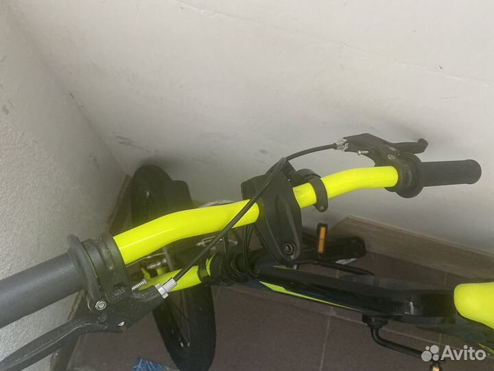 Велосипед детский 4 колесный(двухколесный)