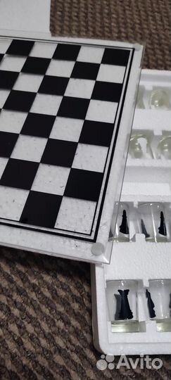 Игра шахматы со стопками