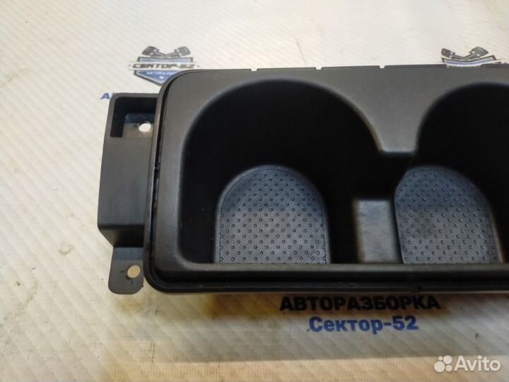 Подстаканник Nissan X-Trail T31