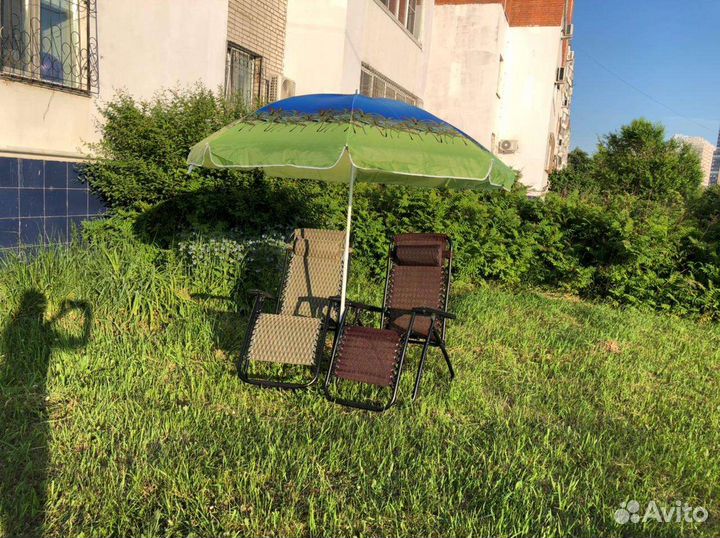 Шезлонг пляжный