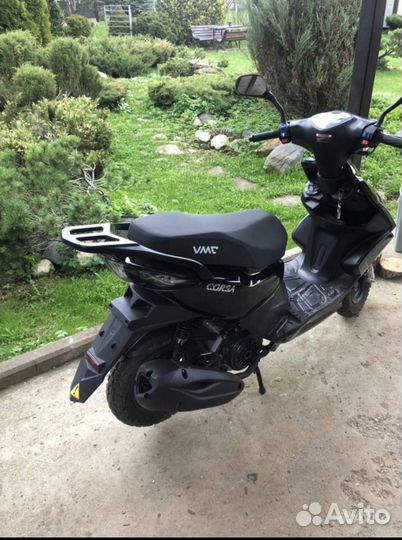 Скутер Vento Corsa