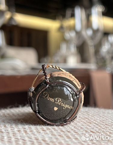 Плакетка, мюзле и пробка Dom Perignon Vintage 2004