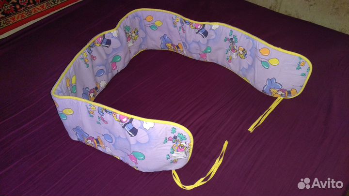 Бортик для детской кроватки и дождевик на коляску