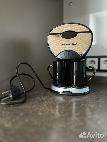 Кофеварка Golden bird