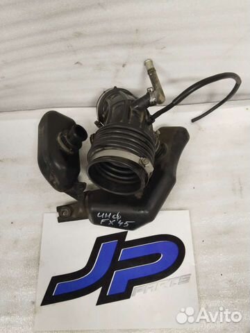 Патрубок воздушного фильтра infiniti fx35/45