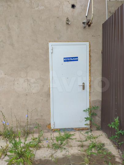 Здание, 935 м²