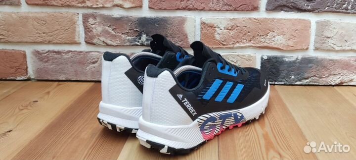 Кроссовки мужские adidas terrex