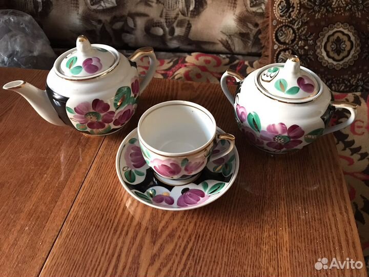 Чайный сервиз СССР, чайники, чашки