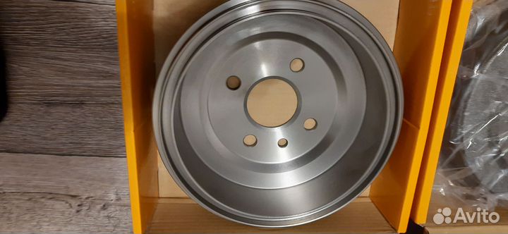 Тормозные барабаны