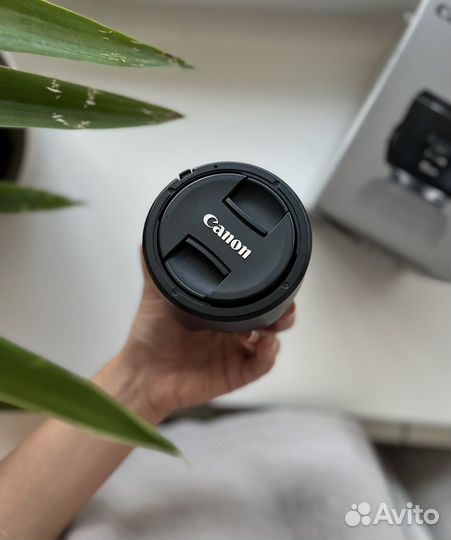 Объектив Canon EF 35mm f2 IS USM