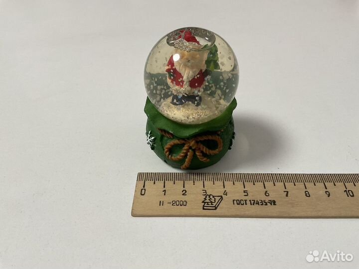 Снежный шар новогодний с дедом морозом