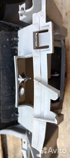 Торпедо нижняя часть Renault Symbol