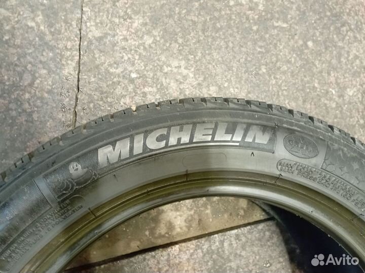 Michelin X-Ice XI3 215/55 R17