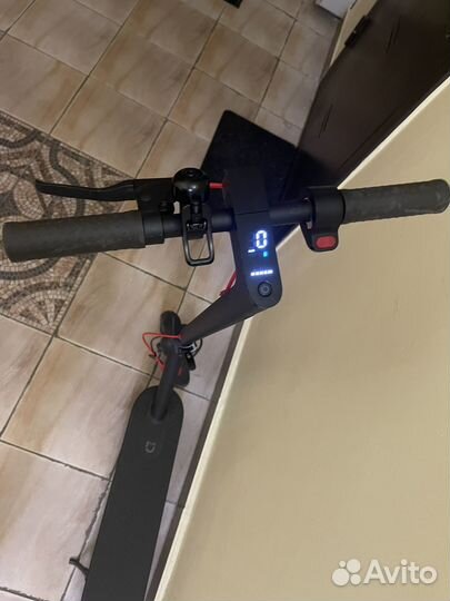 Электросамокат Xiaomi Electric Scooter 1S