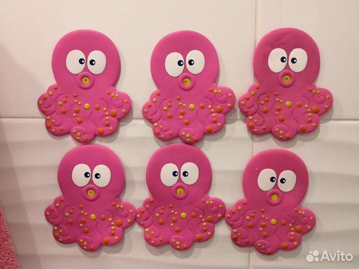 Игрушки для купания в ванной