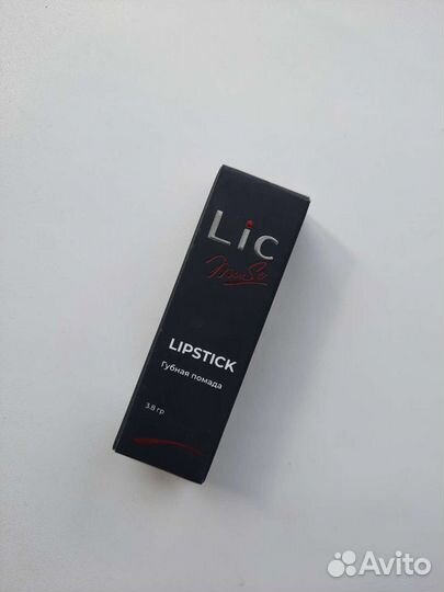 Губная помада Lic