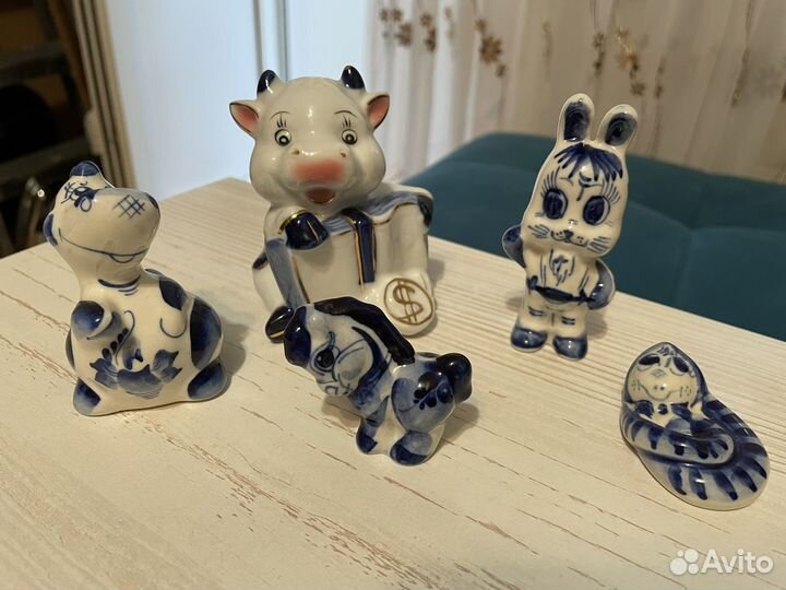 Коллекционные фигурки животных Символ года