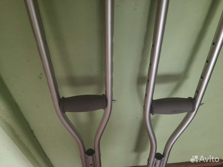 Костыли алюминиевые размер 4'6 -5'2