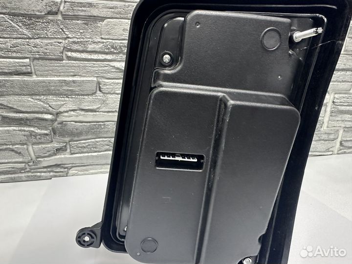 Задние стоп сигналы, фонари фары на ниву