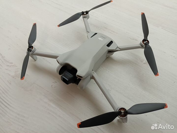 Квадрокоптер Dji mavic Mini 3