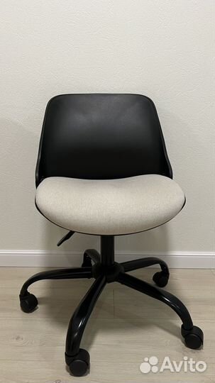 Компьютерное кресло Helmi hl-m10