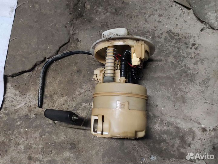 Топливный насос Рено Клио хетчбэк
