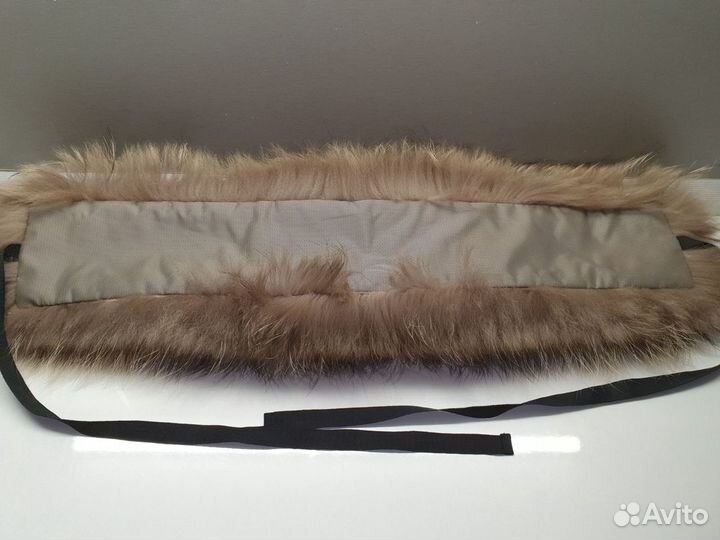 Горжетка енот