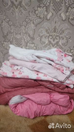 Отдам даром детские вещи на девочку