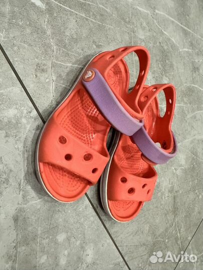 Crocs c9