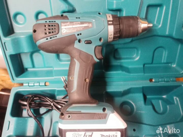 Шуруповерт makita 18v