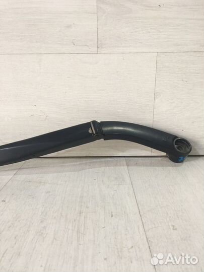 Поводок дворника правый KIA optima 3 2.4 ат седан