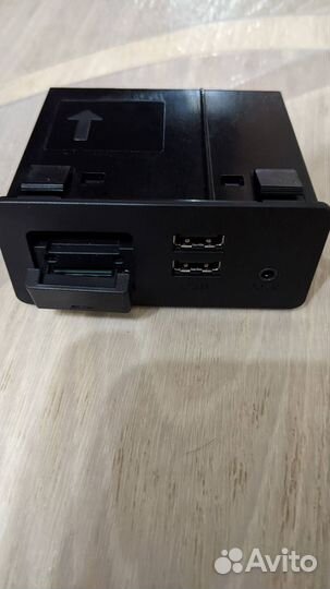 Блок USB для Mazda3, Mazda6, Mazda CX-5 D09H-669U