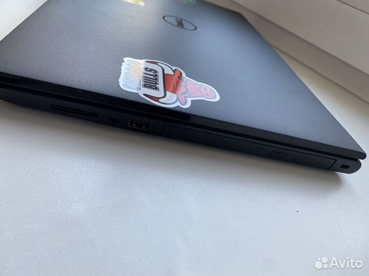 Игровой ноутбук Dell