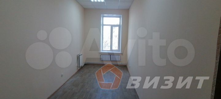 Офис с ремонтом в деловом центре Самары